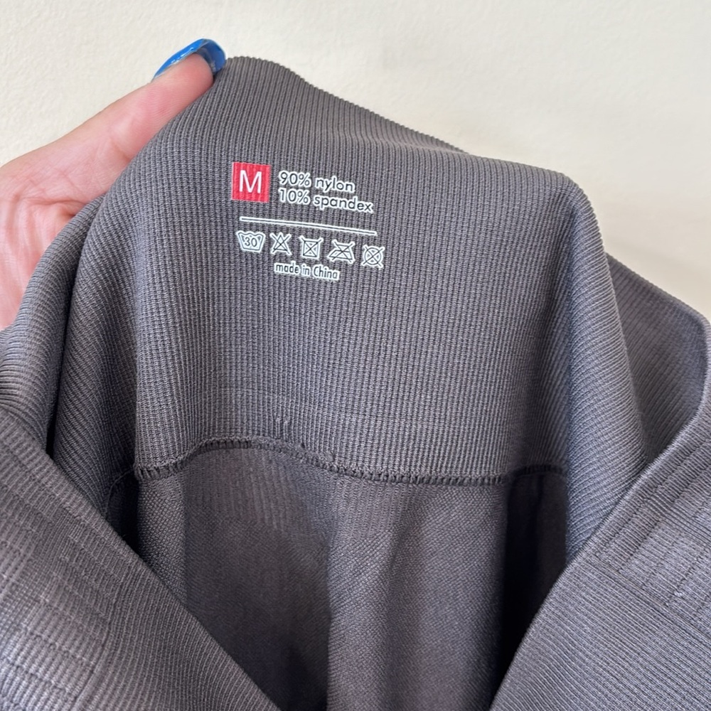 Gymshark Energy Cropped Leggings Slate Lavender Size Medium - Picture 10 of 10